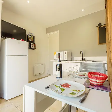 Avec Privatif Et Piscine *